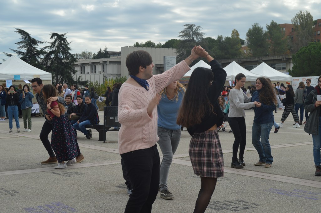 Swing UAB fa una JAM amb rols inversos pel&nbsp;8M!