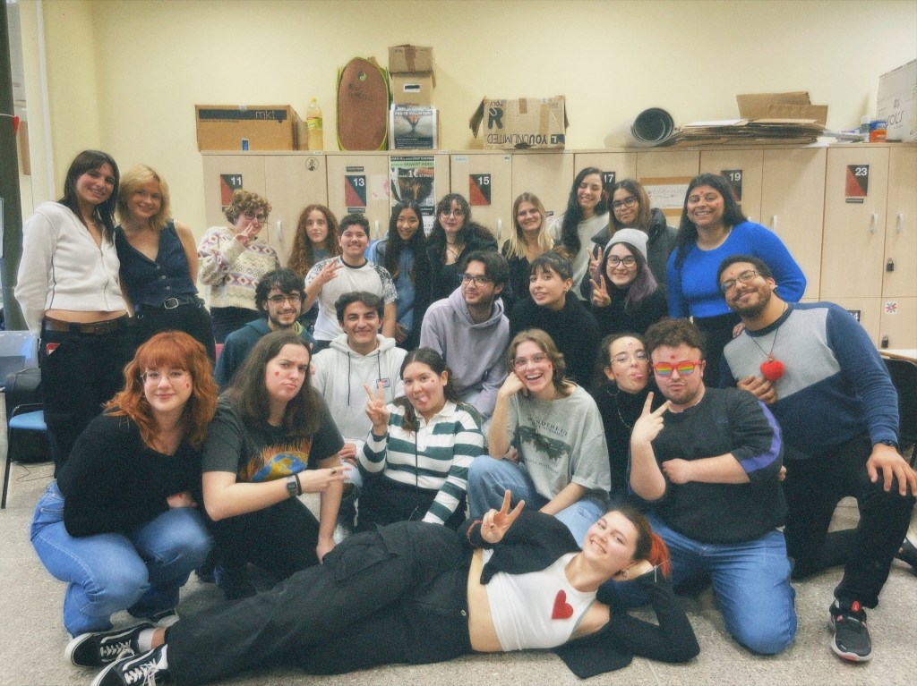 Una de les primeres activitats d’IRIS&nbsp;LGBT+