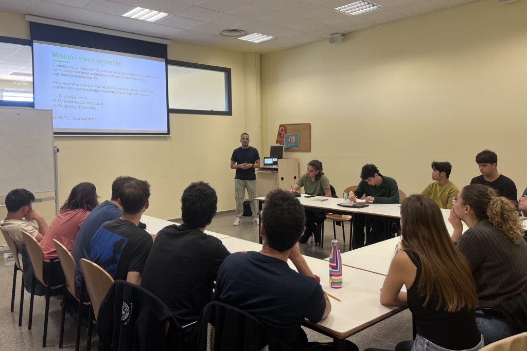 ​​💢​Fes créixer la teva passió a la UAB: Inscriu el teu col·lectiu a elDirectori! 